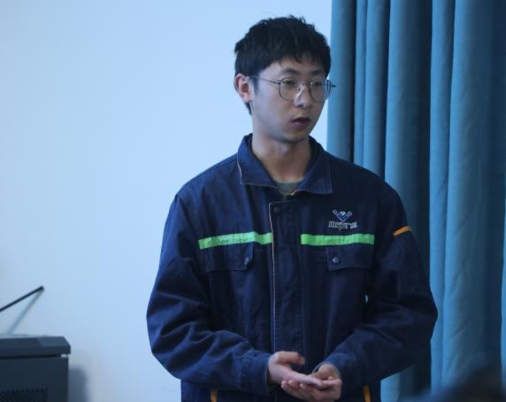 以辩验学,以评促长 ——联鑫矿业2025年度师带徒项目答辩圆满结束(图4) 以辩验学,以评促长 ——联鑫矿业2025年度师带徒项目答辩圆满结束(图4)