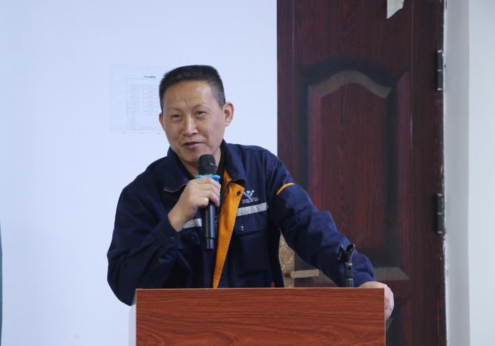 以辩验学,以评促长 ——联鑫矿业2025年度师带徒项目答辩圆满结束(图5) 以辩验学,以评促长 ——联鑫矿业2025年度师带徒项目答辩圆满结束(图5)
